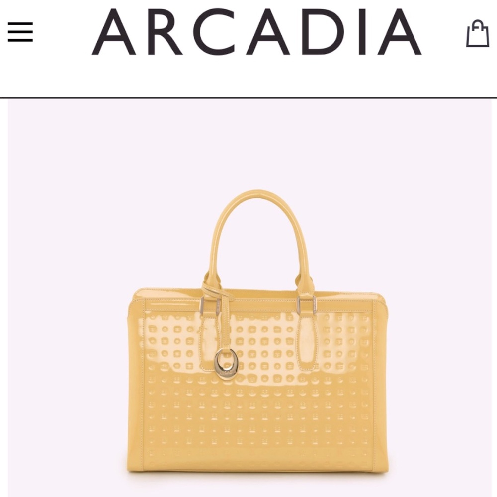 Business Large
Top Handles Arcadia 
Color pale yellow